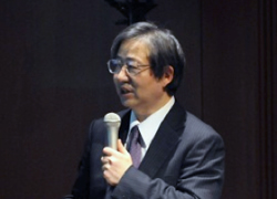 小山 浩　様（三菱電機株式会社　電子システム事業本部　宇宙開発利用推進室長）